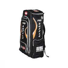 SS Pro Players Duffle Wheelie Bag